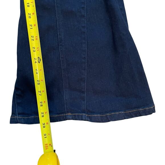 Pilcro Bell Bottom Jeans - Picture 8 of 9